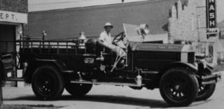 Engine # 2
1925 American La France Type 75chain drive w/ solid tires, serial #5072
Purchased new, in service until late 1950's